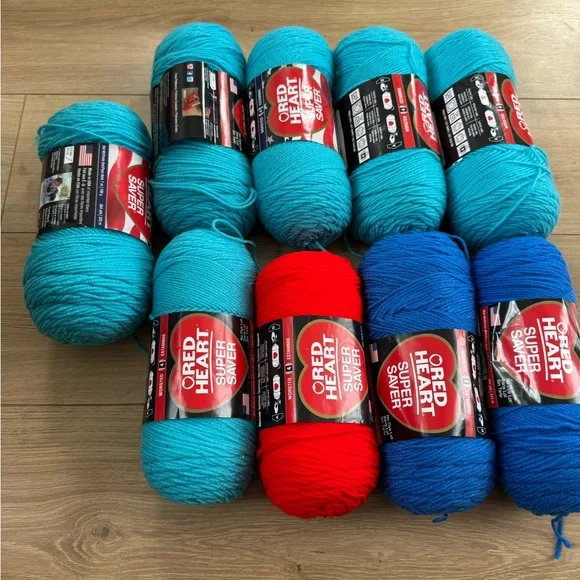 New Red Heart Super Saver Yarn Lot of 9 Skeins 7oz Each Red, Turquoise And Blue - Picture 2 of 6